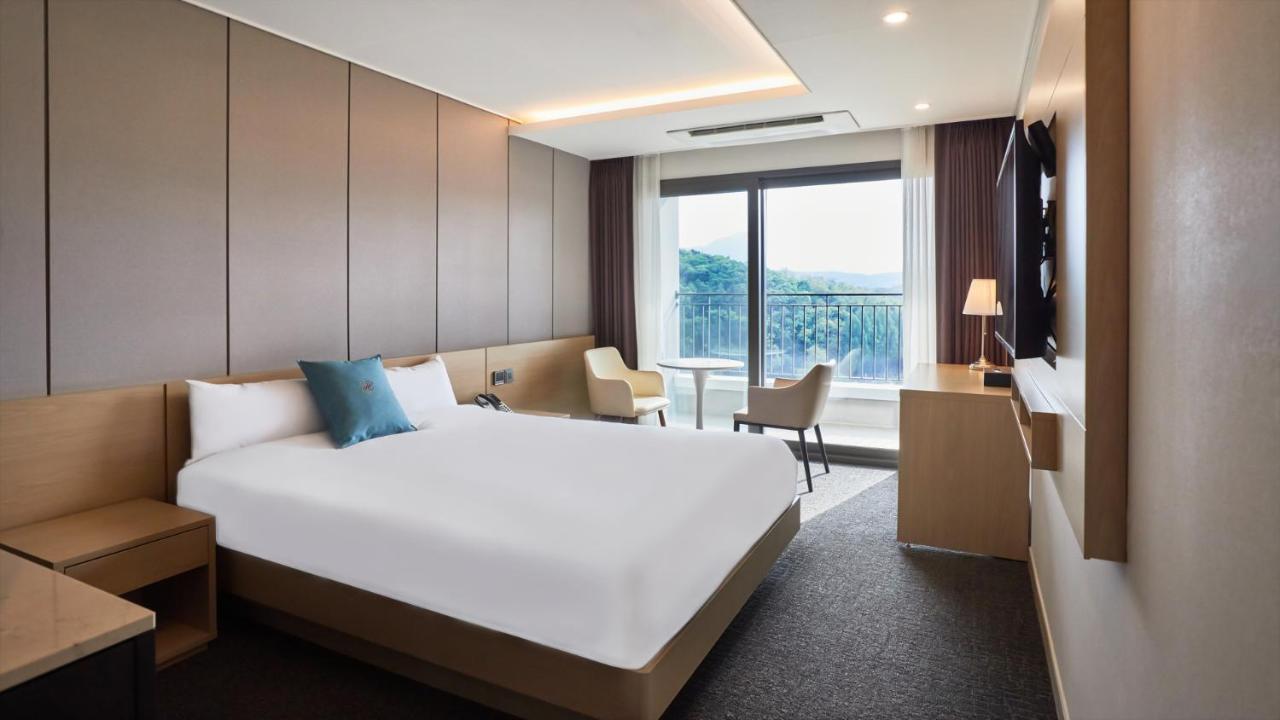 Chuncheon Eston Hotel Esterno foto