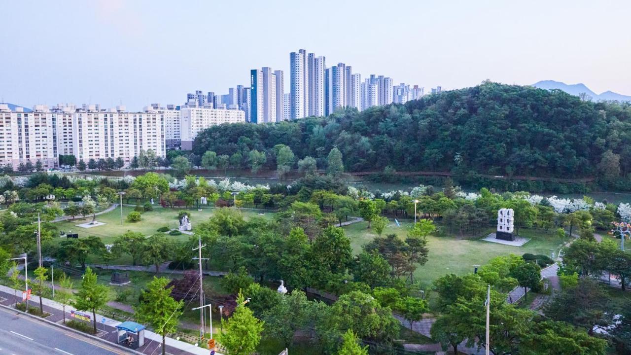 Chuncheon Eston Hotel Esterno foto